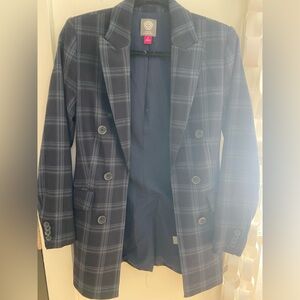 Vince Camuto blazer